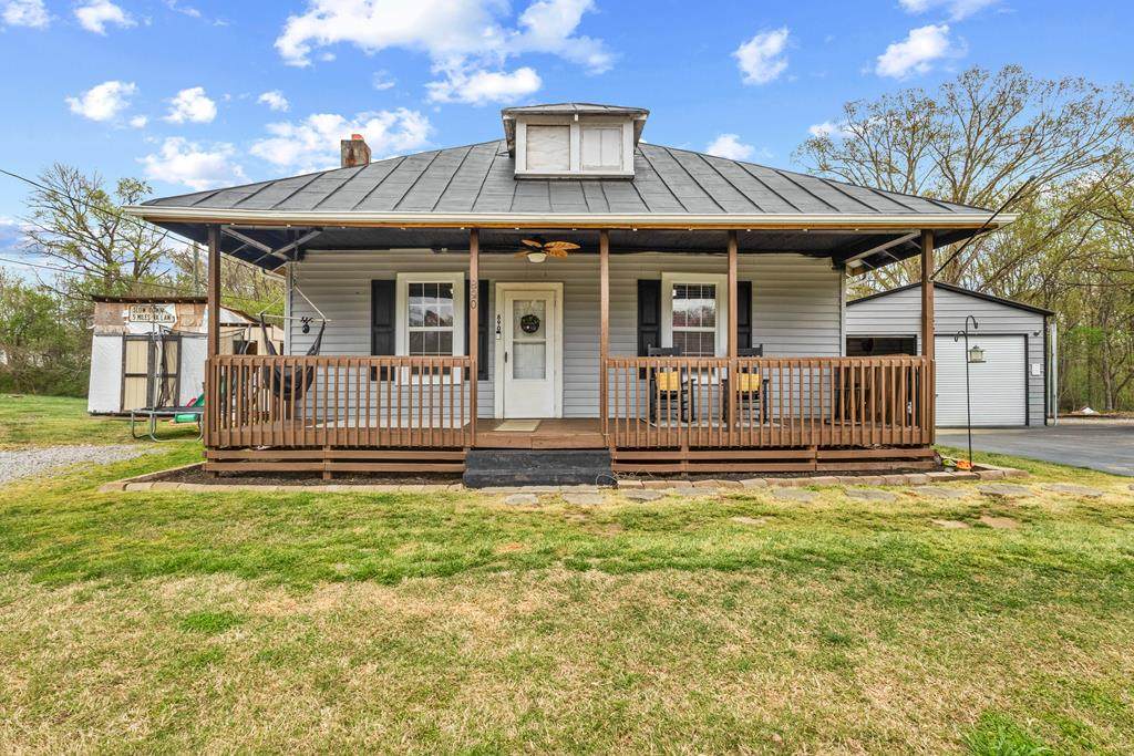 890 Ferry Rd - Photo 1