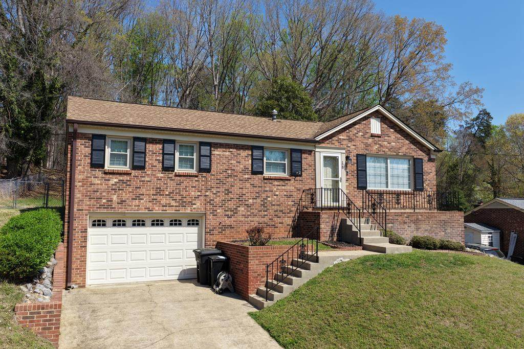 128 Rockford Pl - Photo 1