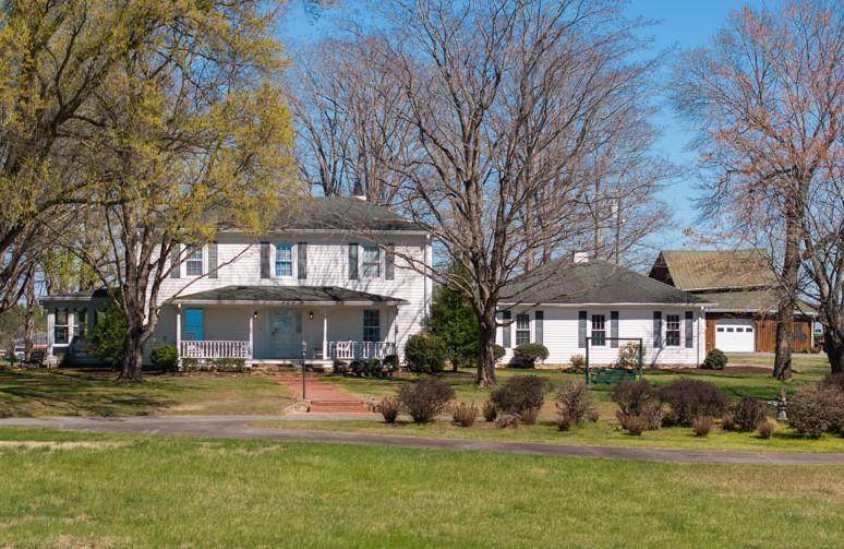 1289 Buford Rd - Photo 1