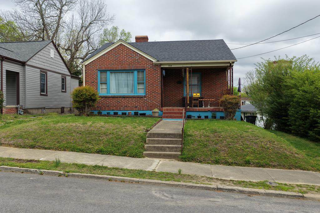 714 Temple Ave - Photo 1