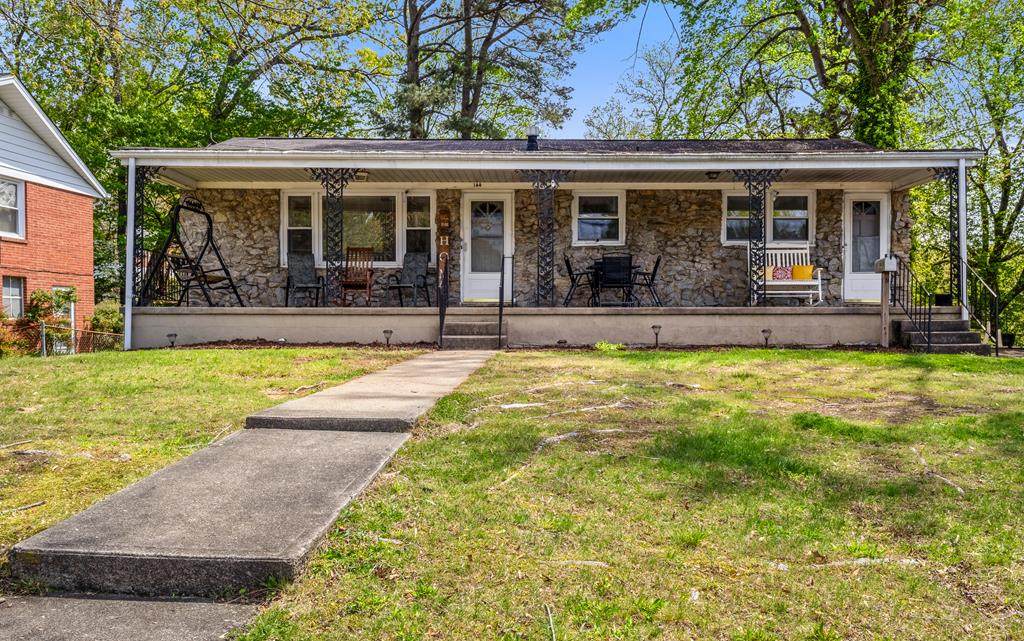 144 Greenwood Ln - Photo 1