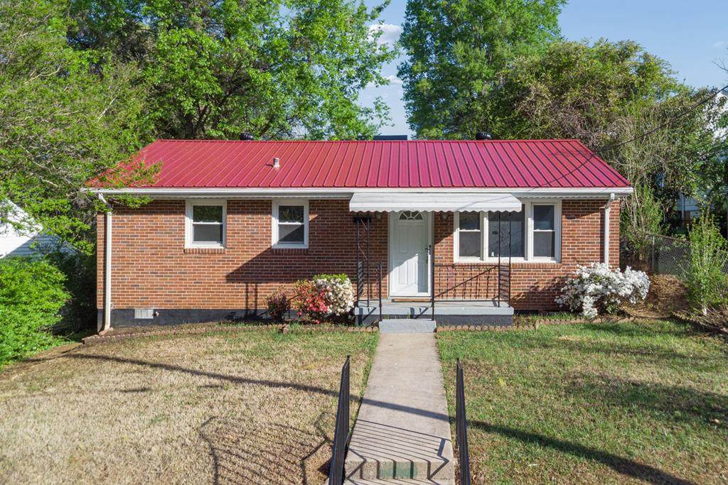 112 Bradford St - Photo 1