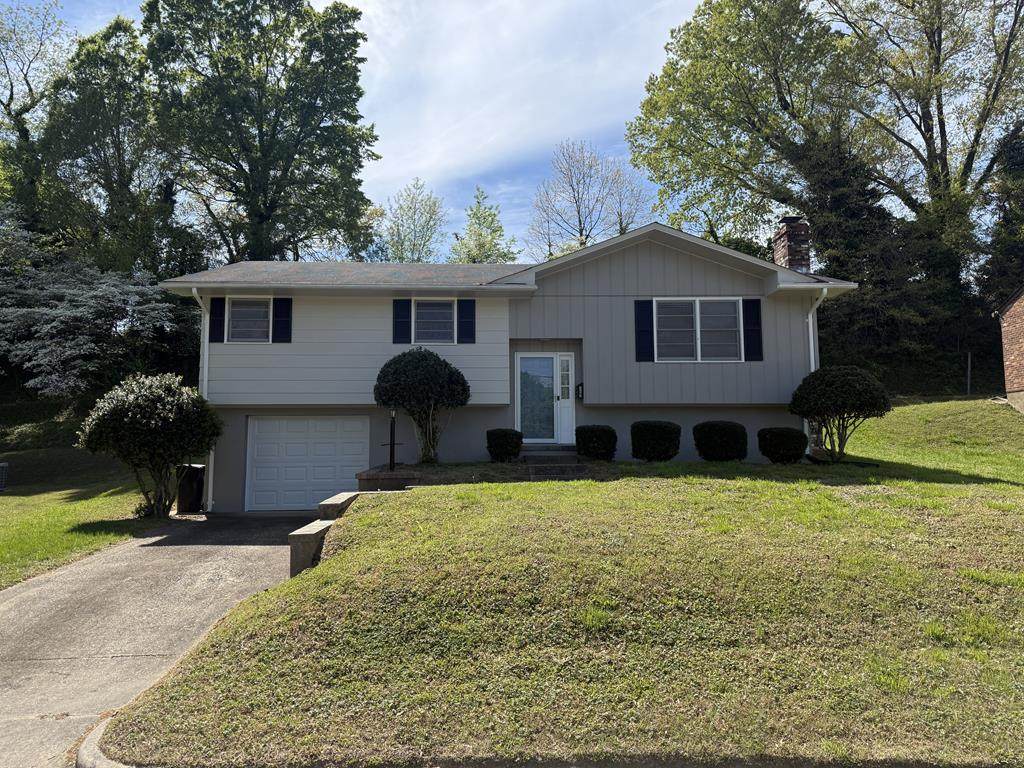 147 Melrose Dr - Photo 1
