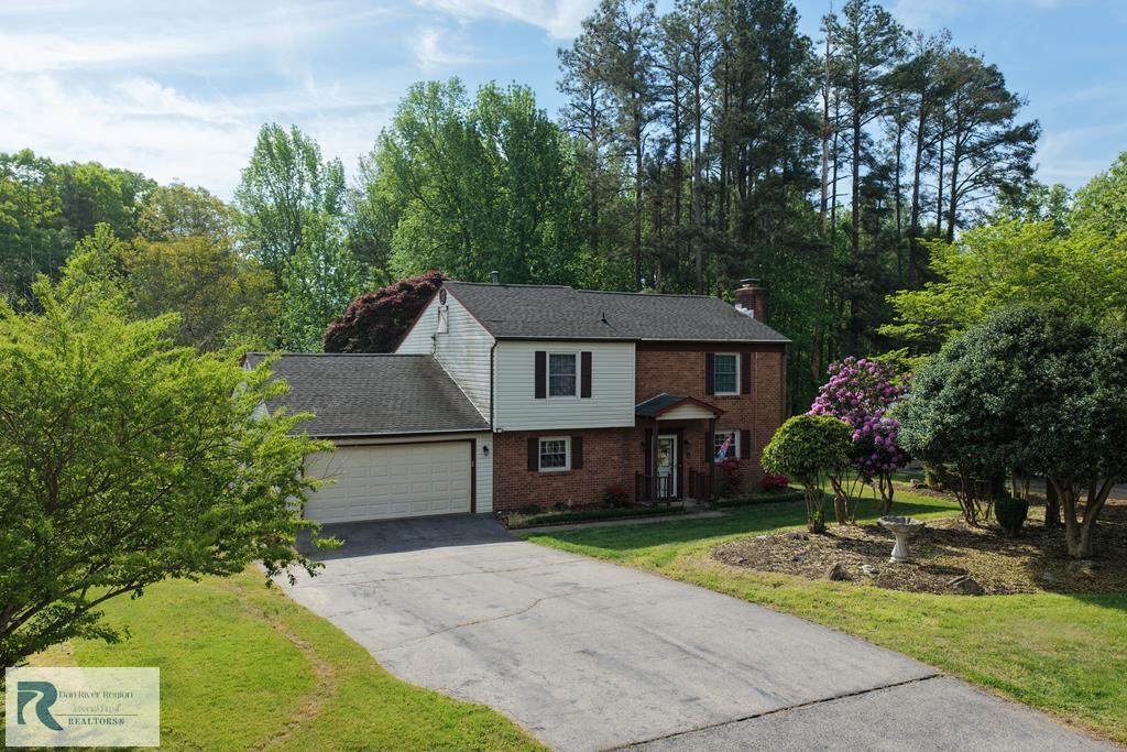 237 Deerwood Dr - Photo 1