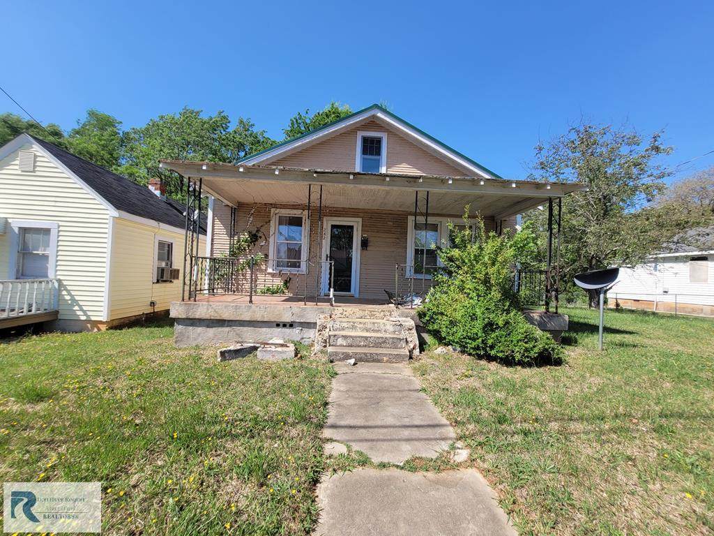 262 Fagan St - Photo 1