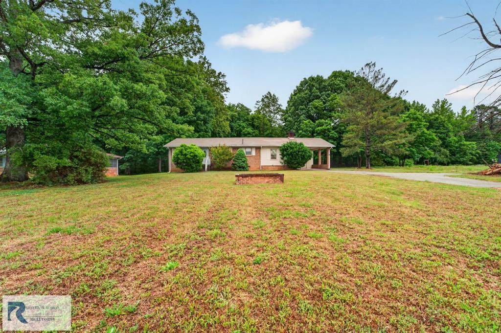 2041 Love Shop Rd - Photo 1