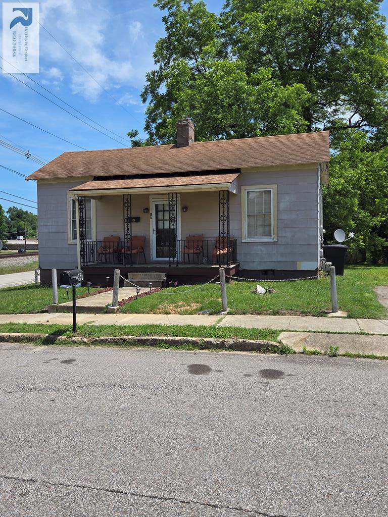 17 Carlson Ave - Photo 1