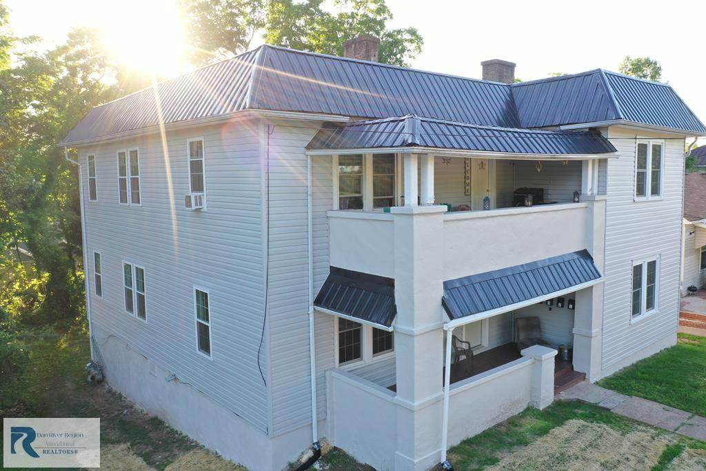 171 Holbrook St - Photo 1