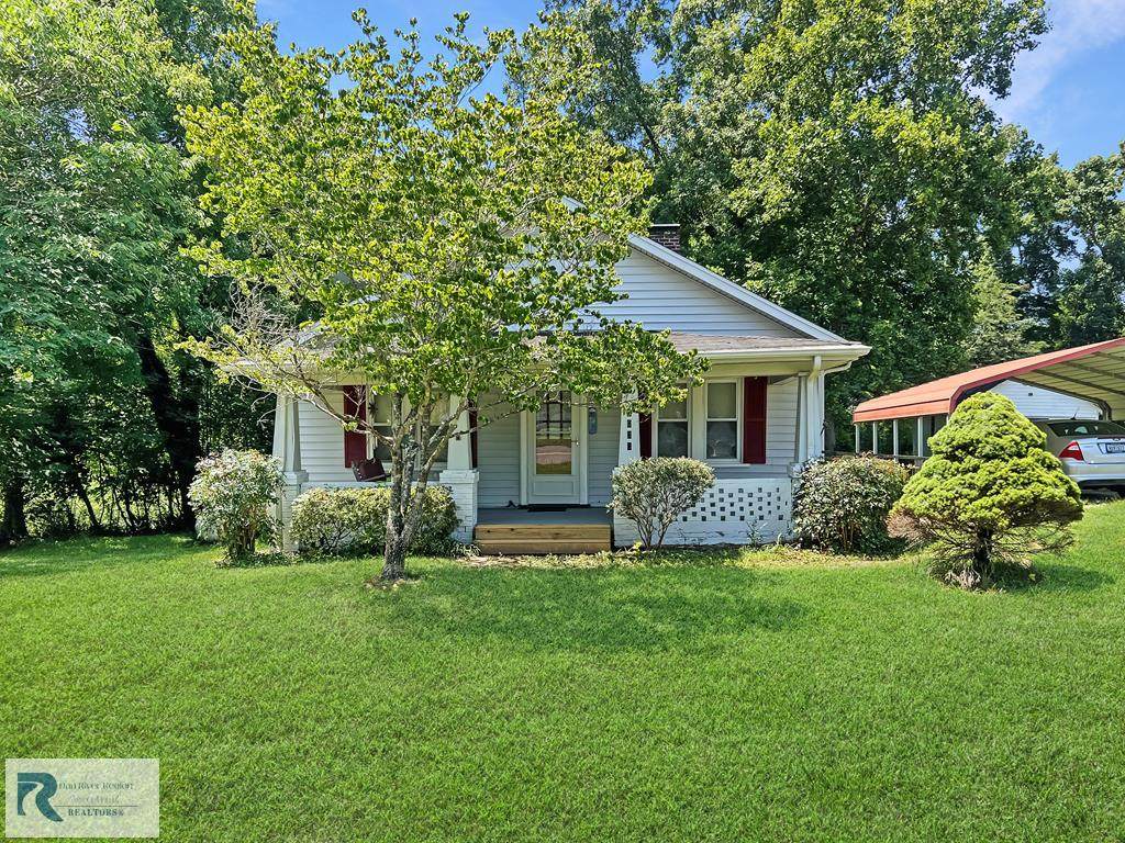 1035 Ferry Rd - Photo 1
