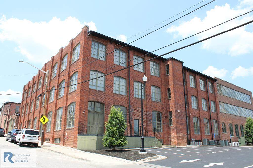 525 Lynn St - Photo 1