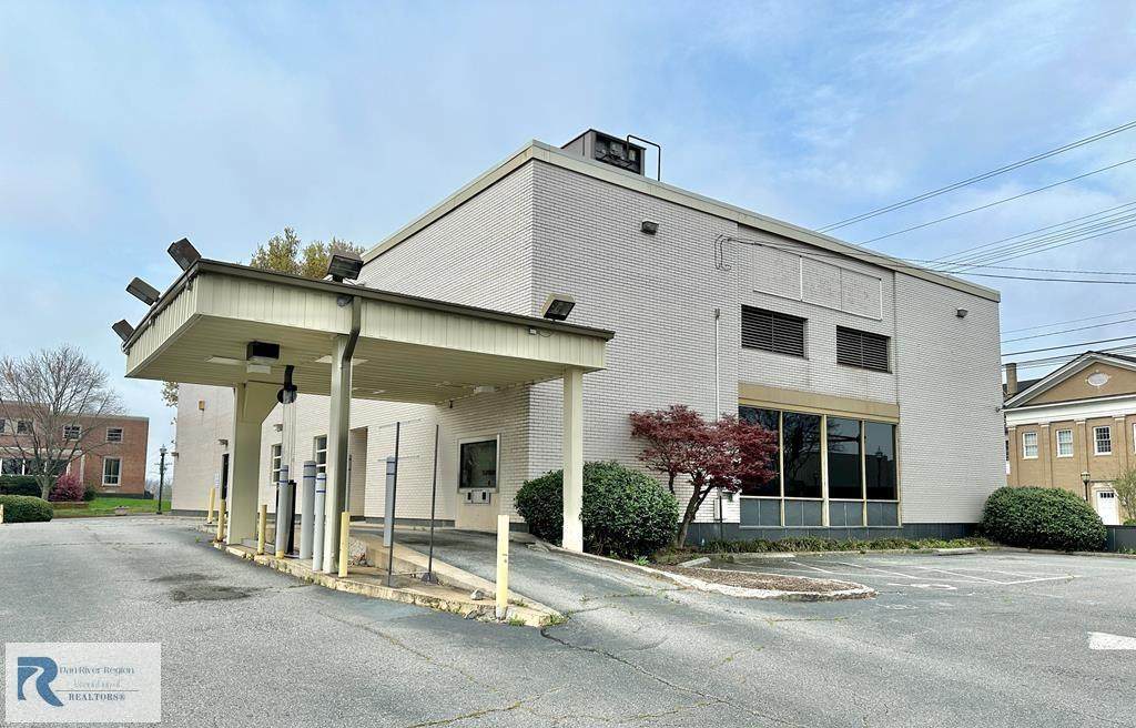 8 Lester St - Photo 1