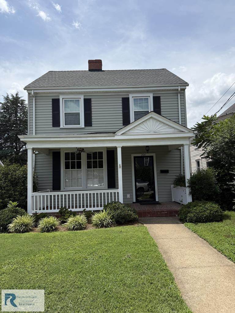 304 College Ave - Photo 1