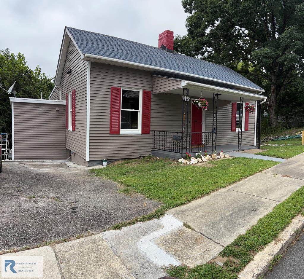 130 Fairfield Ave - Photo 1