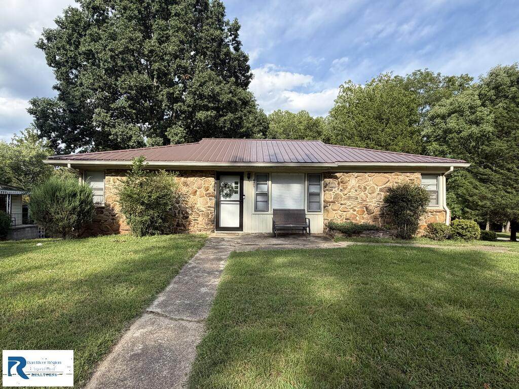 425 S Main St - Photo 1