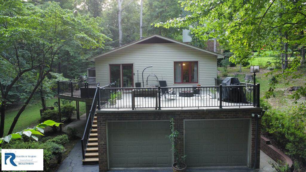 228 Grenadier Cir - Photo 1
