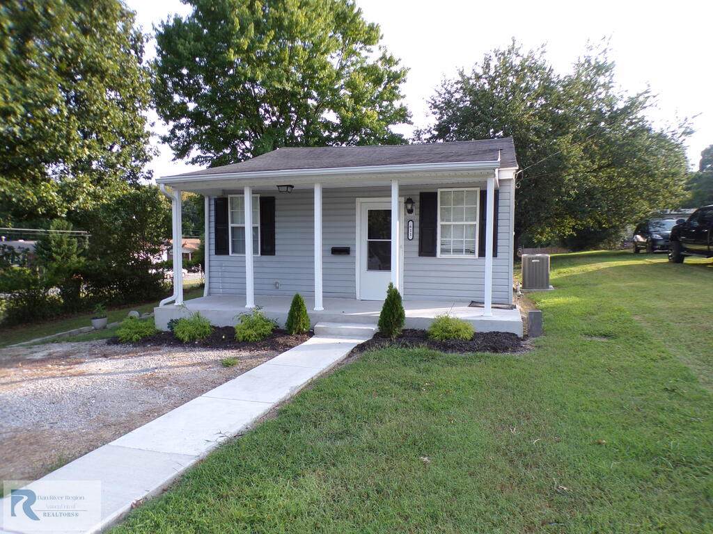 611 Ferry Rd - Photo 1