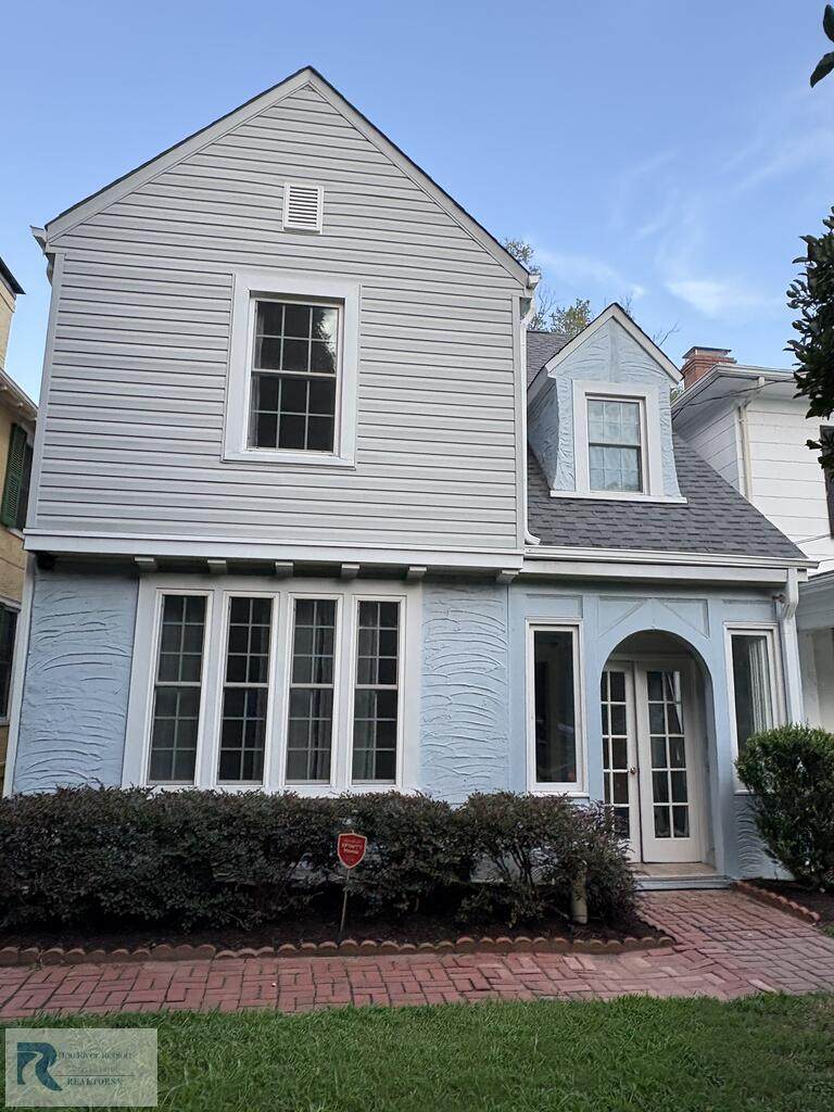 331 Virginia Ave - Photo 1