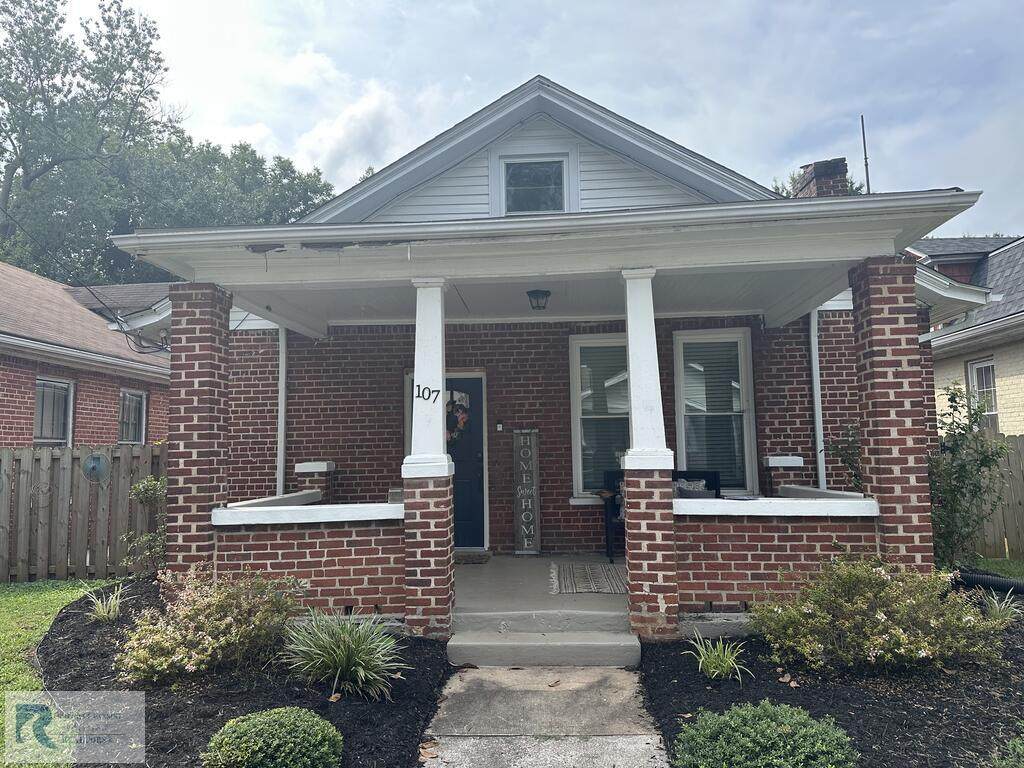 107 Floral Ave - Photo 1