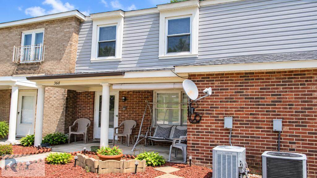 388 Seminole Trl - Photo 1