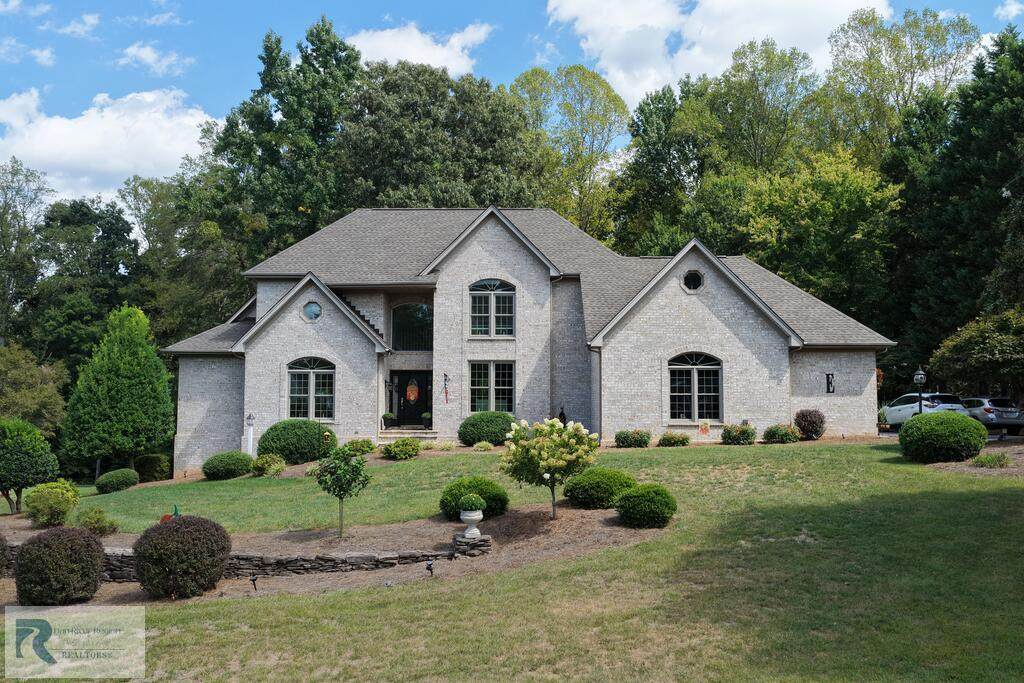 4012 Bridgewood Dr - Photo 1