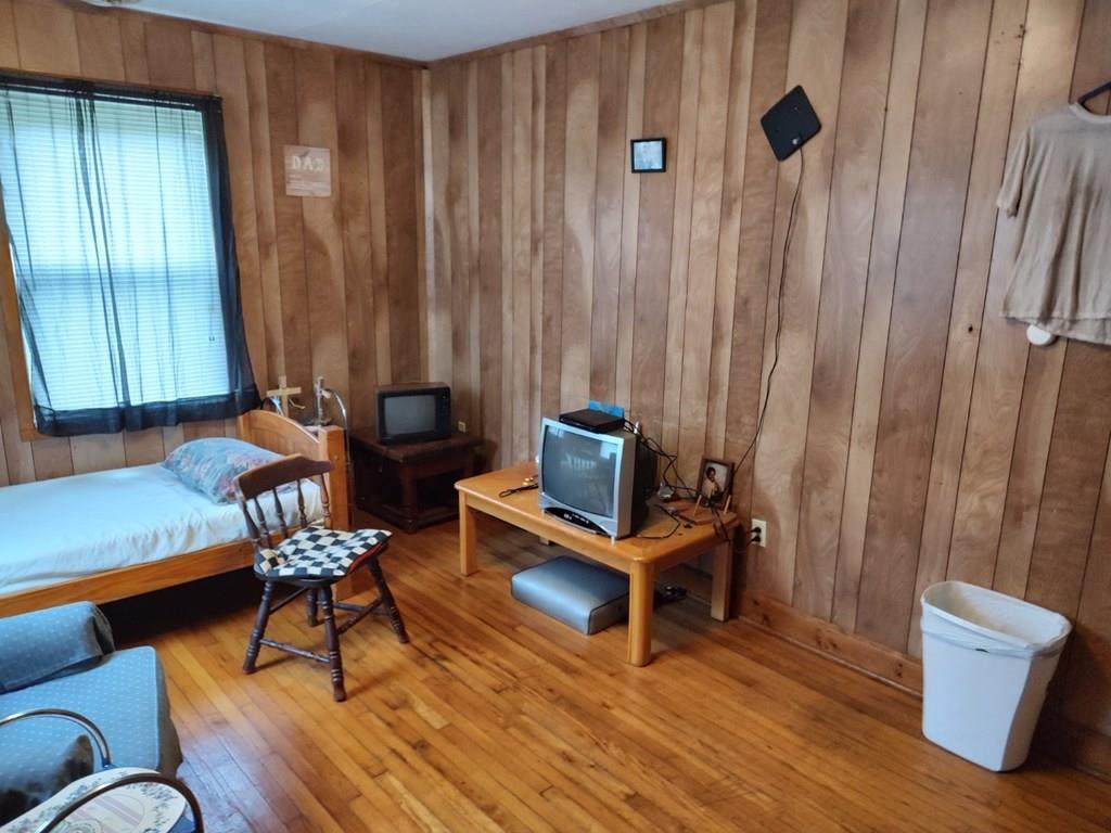 272 Jasper Wood Rd - Photo 1