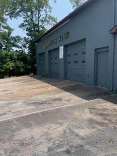 2308 N Main St - Photo 1