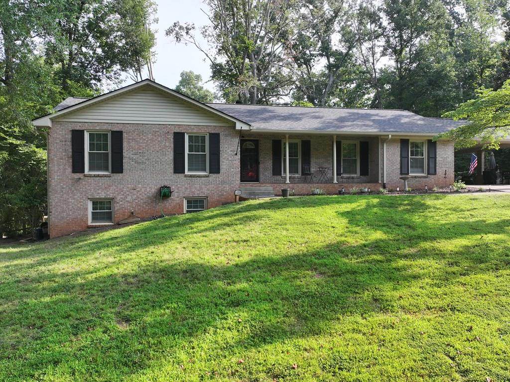 121 Pendleton Rd - Photo 1