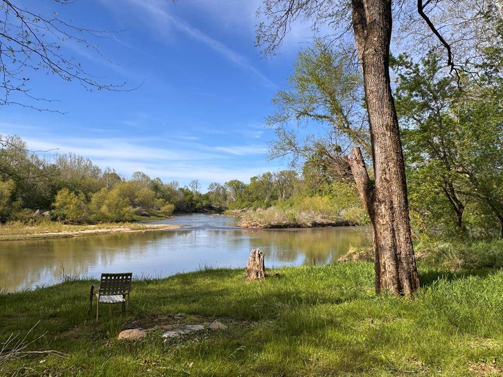 5202 Philpott Rd - Photo 1