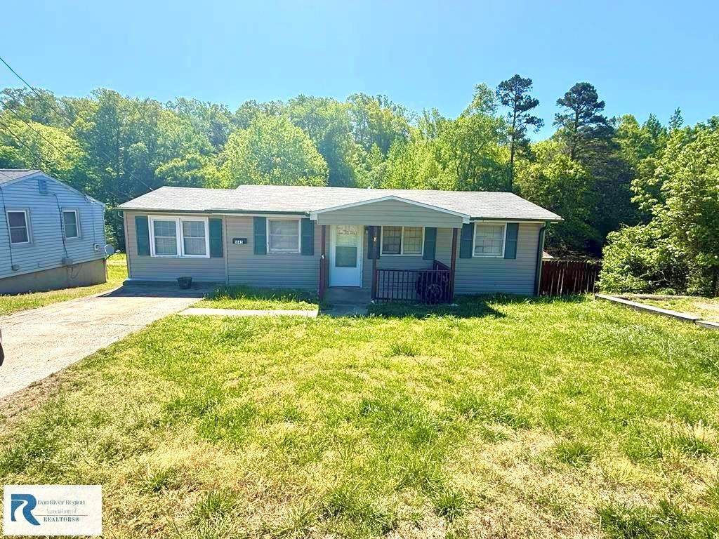 1845 Halifax Rd - Photo 1