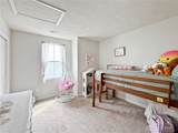 1912 Amelia Way - Photo 15