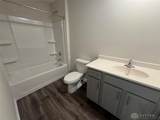 546 Hollywood Boulevard - Photo 10