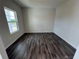 546 Hollywood Boulevard - Photo 3
