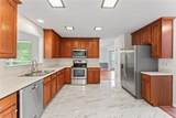 2040 Rustling Oak Court - Photo 18
