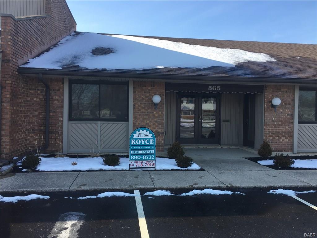 565 Helke Road - Photo 1