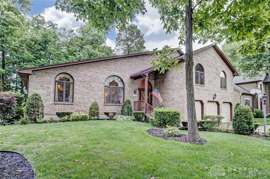 306 Shady Tree Court - Photo 1