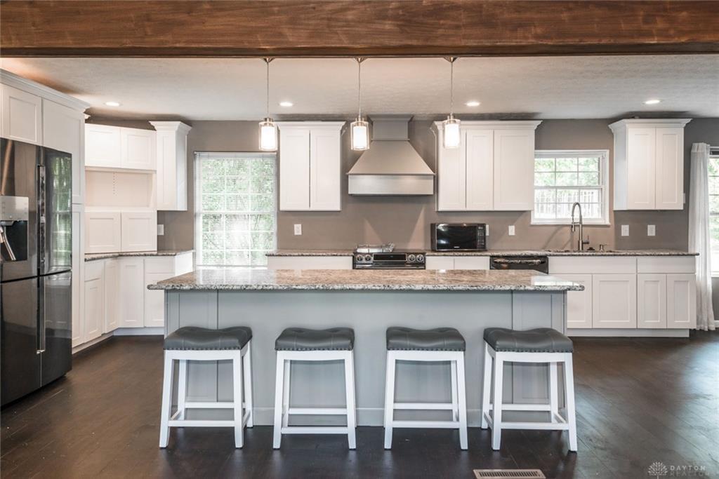 2500 Royal Ridge Drive - Photo 1