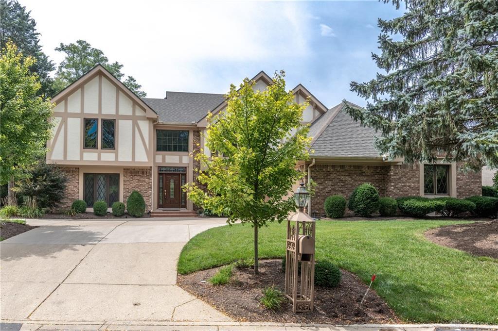 7176 Hunters Creek - Photo 1