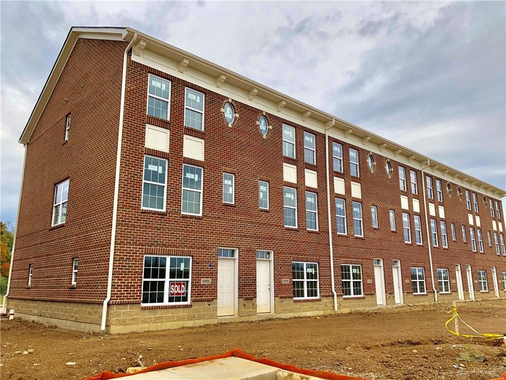 1202 Parklake Row - Photo 1