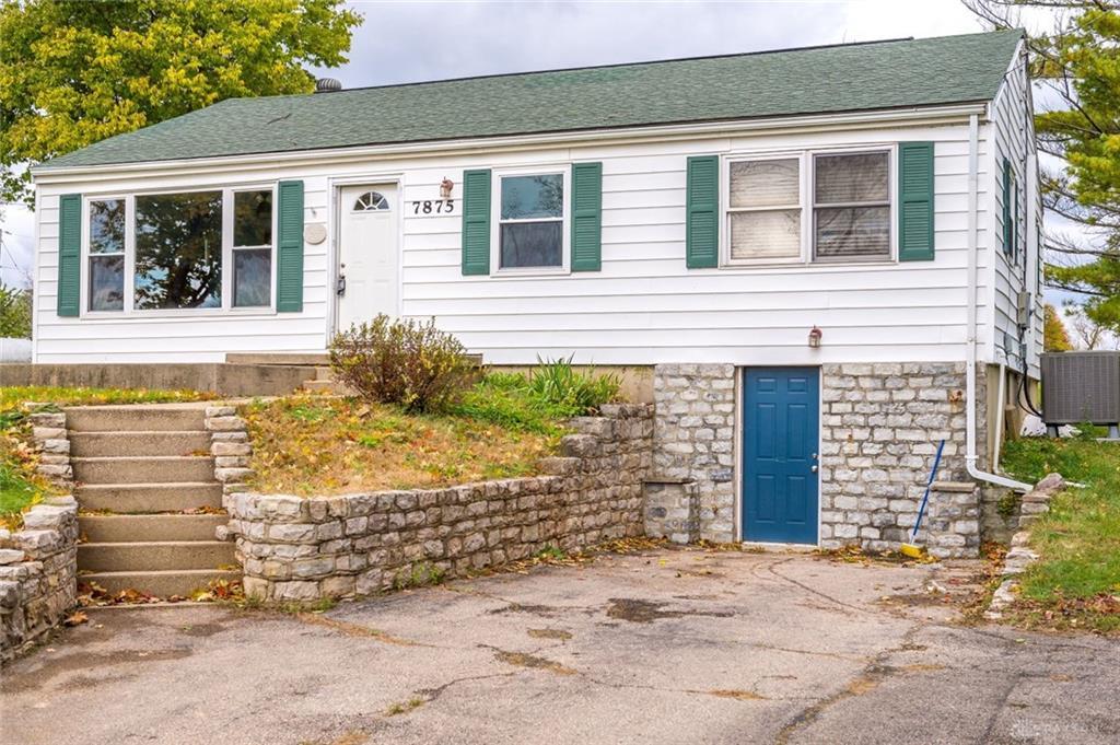 7875 Chambersburg Road - Photo 1