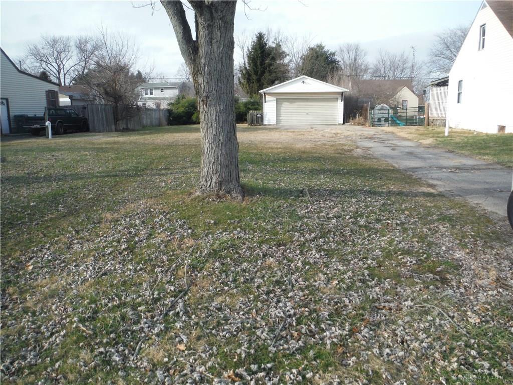 21 Oaklawn Avenue - Photo 1