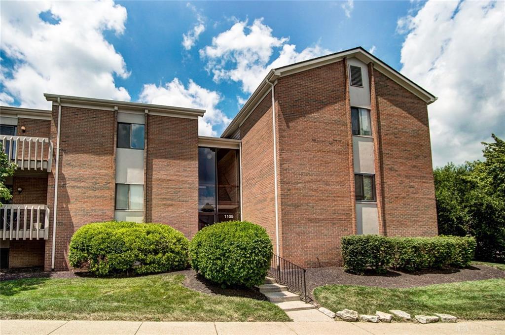 1105 Arrowhead Crossing - Photo 1