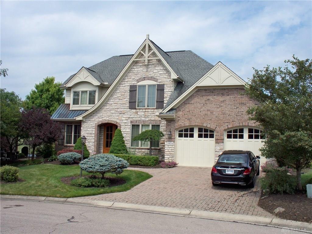 2624 Britannia Court - Photo 1