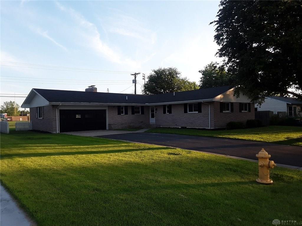 20 Greeneview Drive - Photo 1
