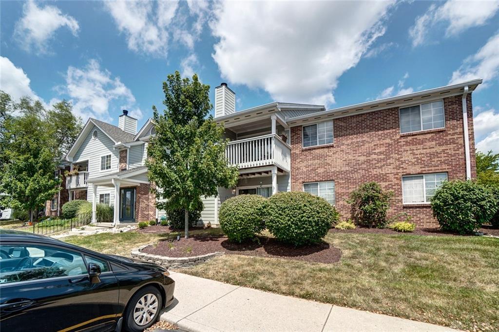 6641 Hedington Square - Photo 1