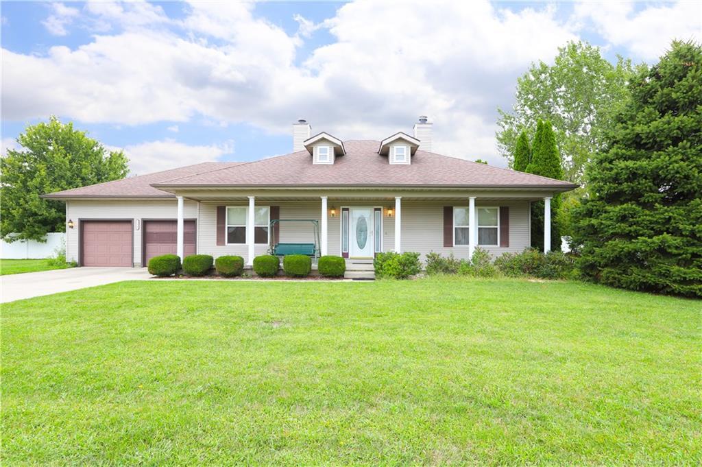 756 Glenwood Drive - Photo 1