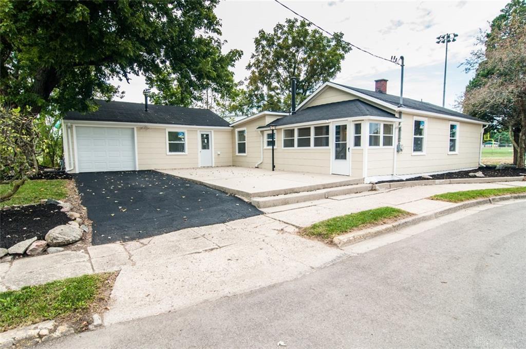 10 Weisenbarger Court - Photo 1