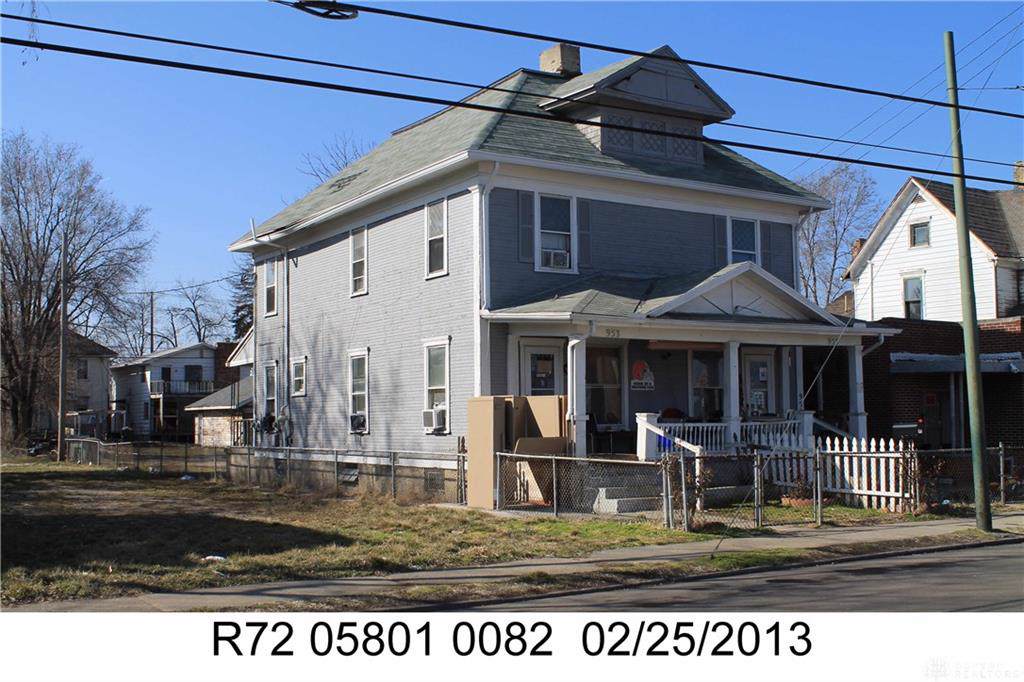 953 Webster Street - Photo 1