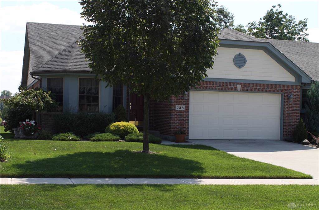 738 Waldsmith Way - Photo 1
