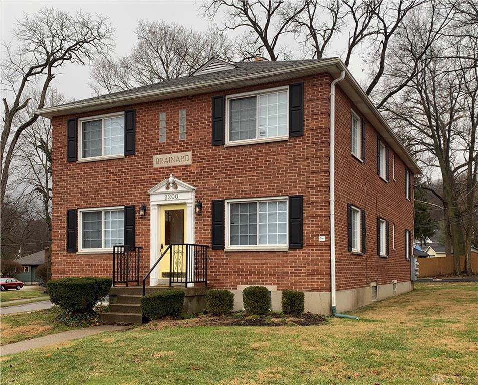 2200-2220 Schantz Avenue - Photo 1