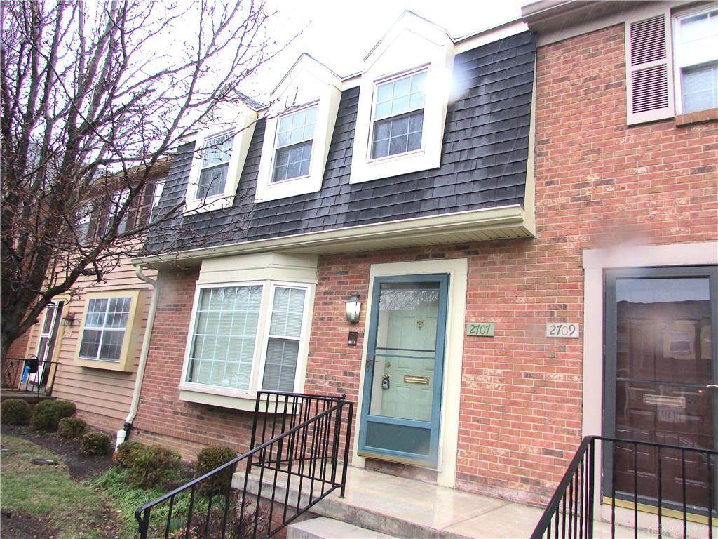 2707 Kings Arms Circle - Photo 1